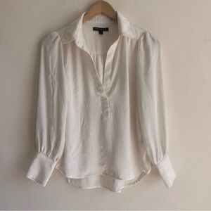 Banana Republic Satin Poet Blouse | Ivory Cream V-Neck Cuffed | XS/petite